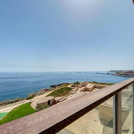 Seafront 3br With Views Of Valletta In Tigne Point Apartament Gzira
